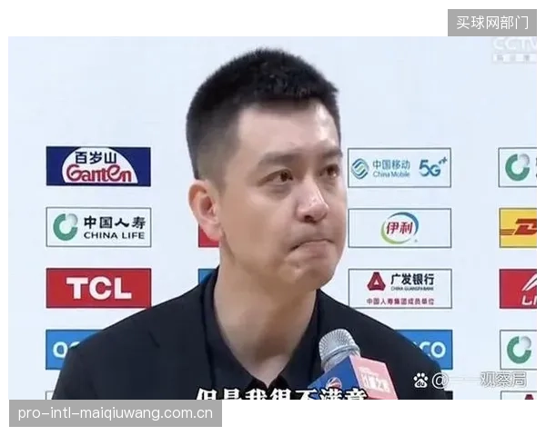 前辽宁冠军主帅杨鸣引发休赛期争夺战，新疆与北控均已开出高薪长约。
